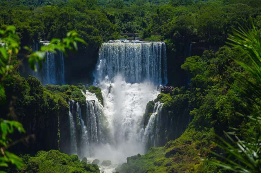 Iguazú Falls: The Natural Wonder of Argentina - Accessibility, pace, and the physical side of the day