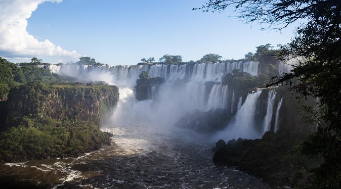 Iguazu Falls: Visit to Argentinian and Brazilian Side in two days - Why seeing both sides is worth two days