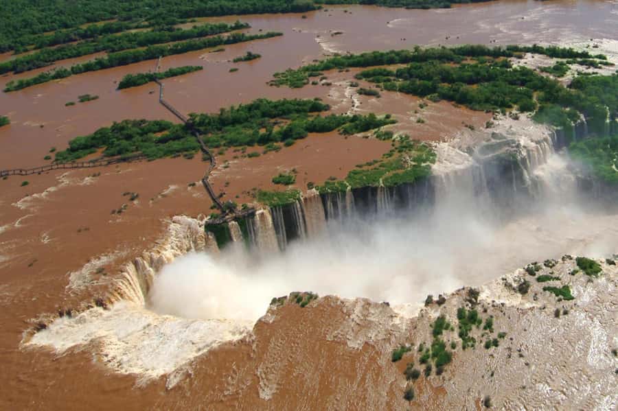 Iguazu in 2 Days: Argentina & Brazil Sides of Iguazu Falls - Guides, languages, and the value of basic orientation
