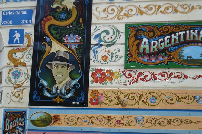 Jewels Off the Beaten Path - Private Walking Tour by BA Off the Beaten Path Tour - El Ateneo Grand Splendid: a theater turned bookshop