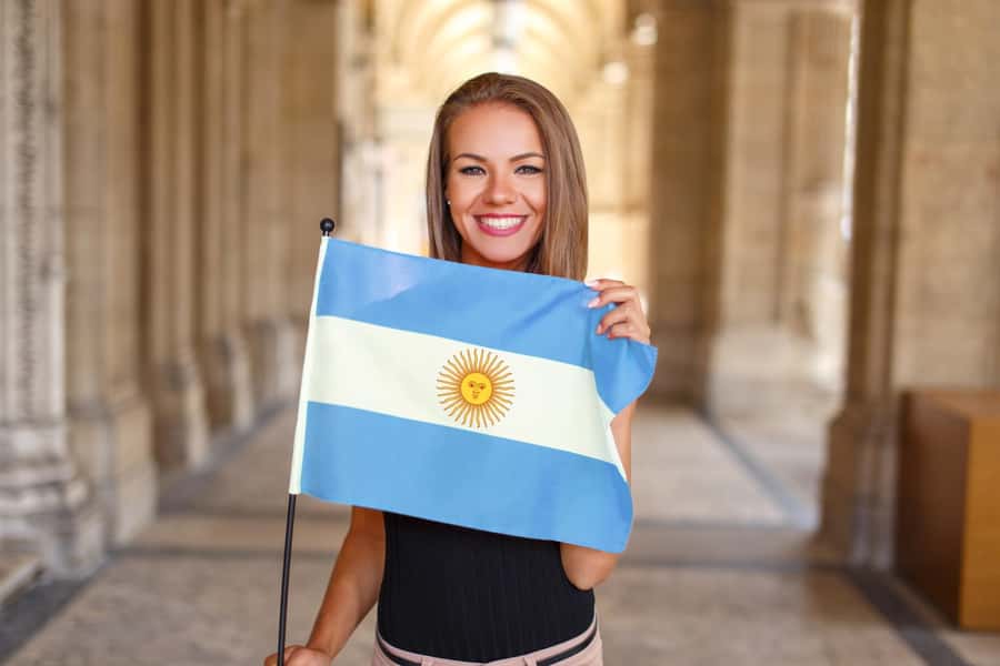 Jewish Sites Buenos Aires Private Walking and Car Tour - What the 4-hour car option adds