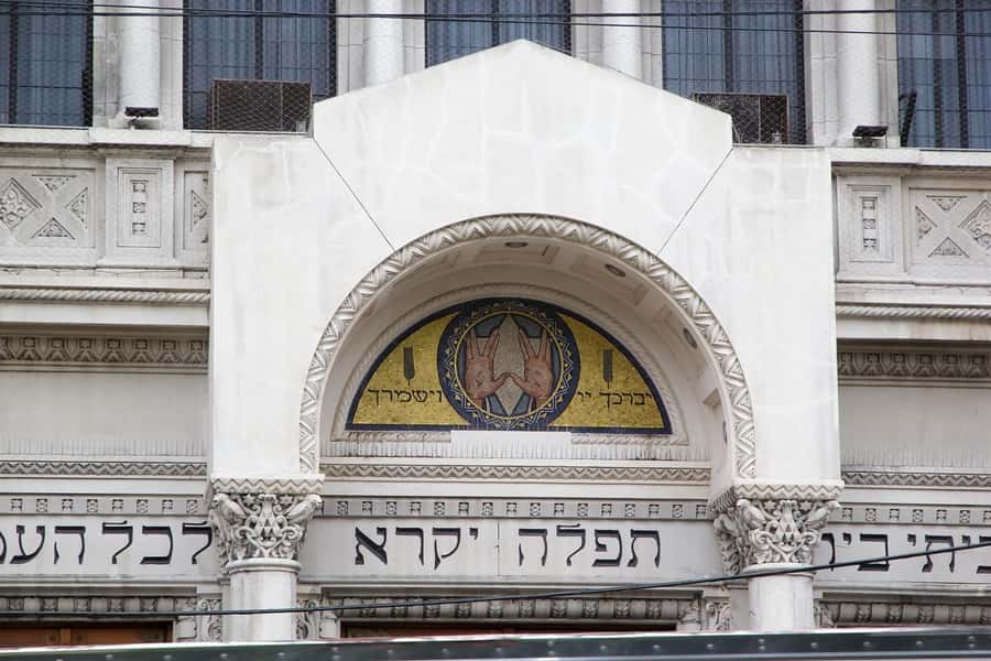 Jewish Sites Buenos Aires Private Walking and Car Tour - Comparing the 2-hour, 3-hour, and 4-hour tours