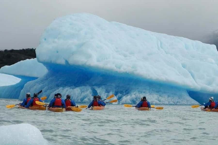 Kayak Perito Moreno Walkways lunch Transfer from Calafate - What the $550 price really buys