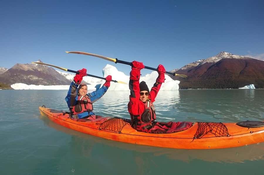 Kayak Perito Moreno Walkways lunch Transfer from Calafate - Who should book this experience?