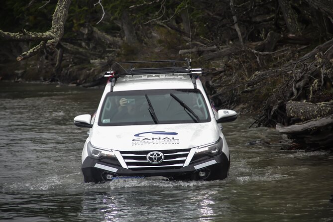 Lakes District 4x4 Full-Day Tour with Lunch from Ushuaia - Group size, timing, and the cruise ship rule