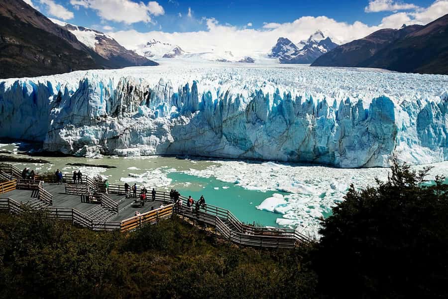 Los Glaciares National Park and Perito Moreno Glacier Tour - The First Glimpse at Curva de los Suspiros