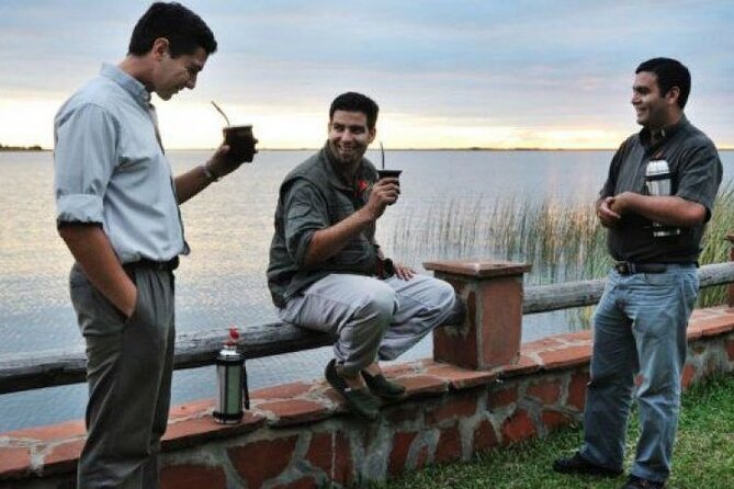 MATE tasting ceremony - (Argentina traditional tea) - Walking from Centro Civico to the lake