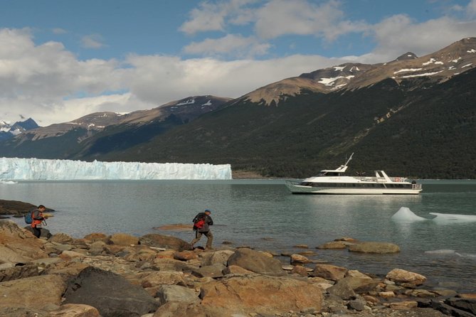Mayo Glacier Spirit Trek - Toro Bay and the 700-meter forest walk