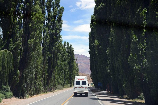 Mendoza: Aconcagua Adventure in the Andes Mountains - Lunch in Las Cuevas and what the meals include