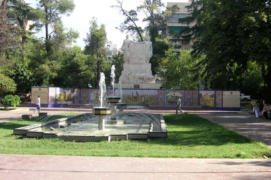Mendoza: City tour with visit to General San Martin Park - Who should choose this Mendoza city tour?