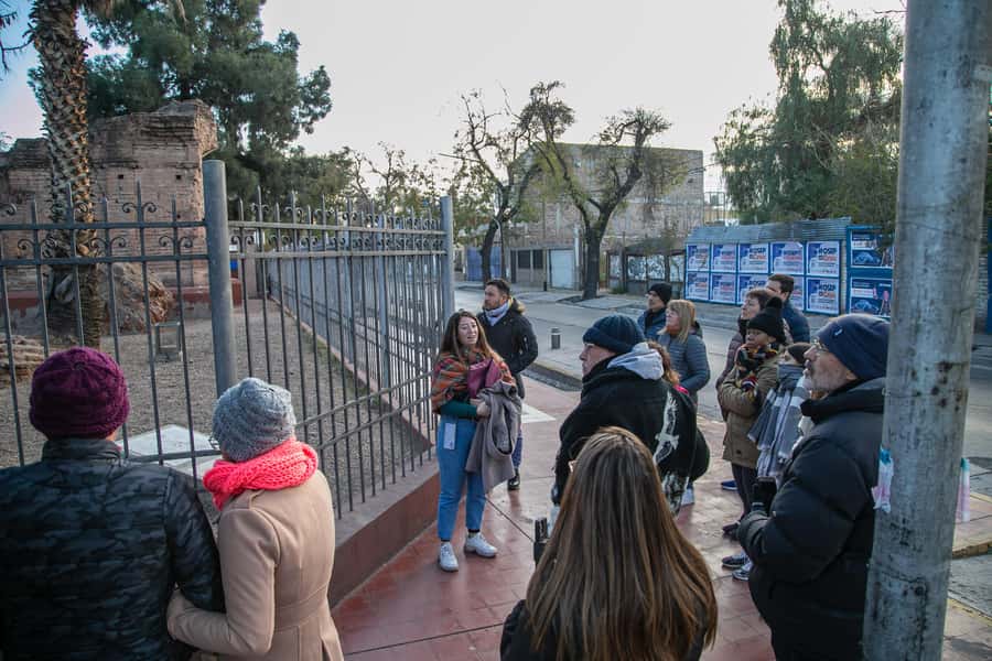 Mendoza: Half-Day Sightseeing Tour - Lago General Espejo brings a quiet pause