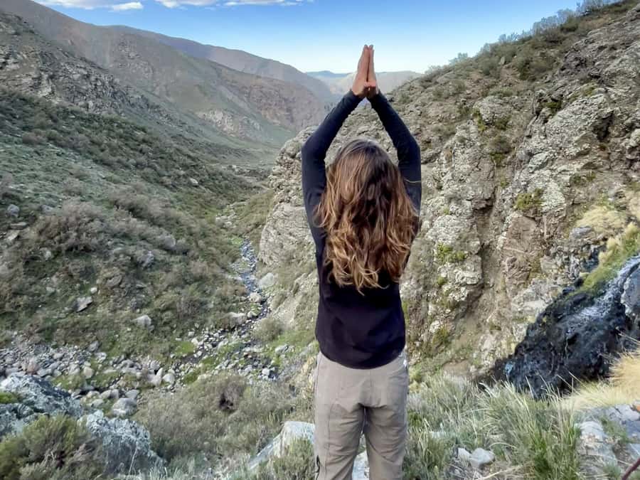 Mendoza: Hiking, Meditation & Yoga in the Andes with Lunch - Safety, wildlife, and the first mountain walk