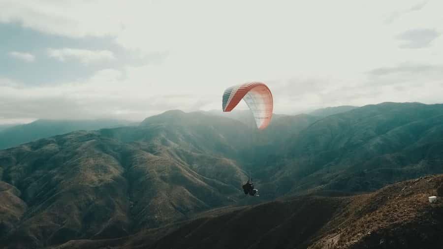 Mendoza: Paragliding Tandem Flight with Instructor - Timing, Waiting, and the Return Ride