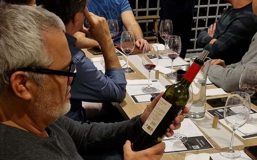 Mendoza: Premium Wine Tasting - Starting at Código Vinario in Mendoza