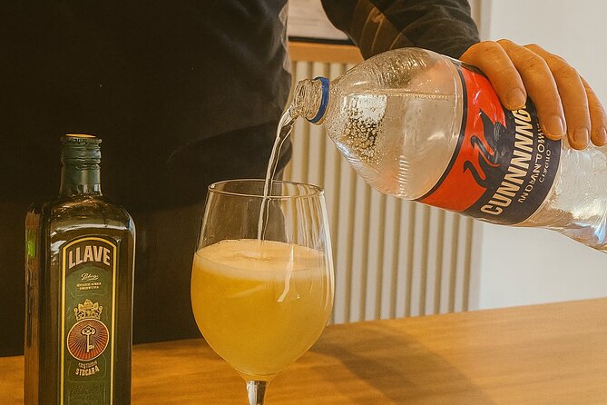 Mix Like a Local Argentine Cocktail Workshop in Palermo - Why Argentine cocktails make a good cultural lesson