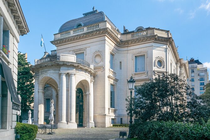 Museum Hopping and Hidden Architectural Gems Private Tour - The guide can make or break the afternoon