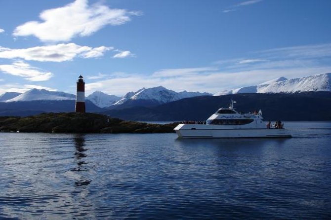 Navigation to Beagle Channel and Sea Lions Island with Transfers - Pickup, boarding, and the first view from the port