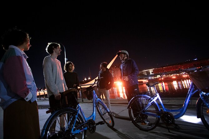 Night Bike Ride for small groups - Why an evening bike ride works well in Buenos Aires