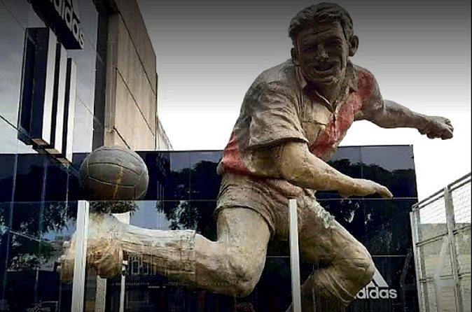 Official Entrance to River Plate Museum and Stadium Visit Express - Timing, transport, and the one-hour format