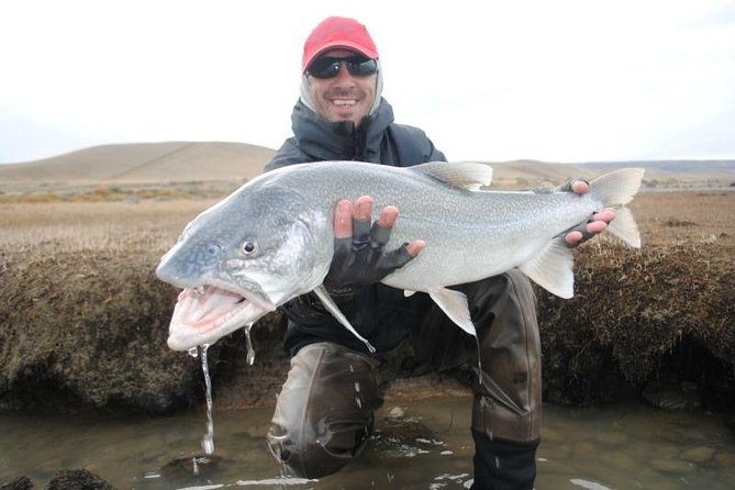 Patagonia Fly Fishing Experience in El Calafate (Small Groups) - Small groups and a guide who can actually watch you cast