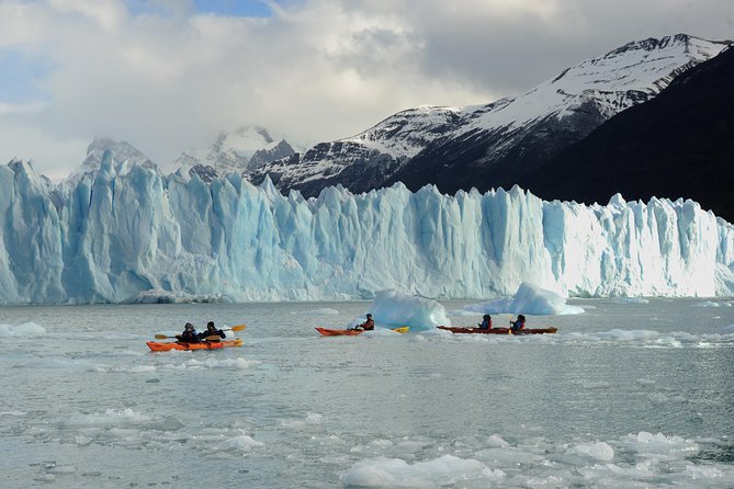 Perito Moreno Adventure: Kayak Experience and Walkway Tour - Practical planning tips for the 9:30 a.m. start