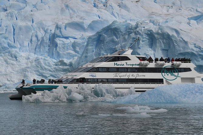 Perito Moreno boat tour from El Calafate: Glaciares Gourmet - Starting in El Calafate at 7:00 a.m.