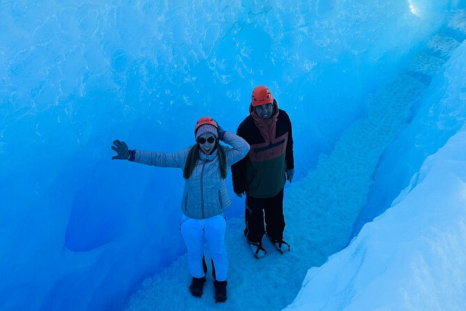 Perito Moreno Full Day Minitrekking with Transfer and Walkways - Why walking on Perito Moreno feels different