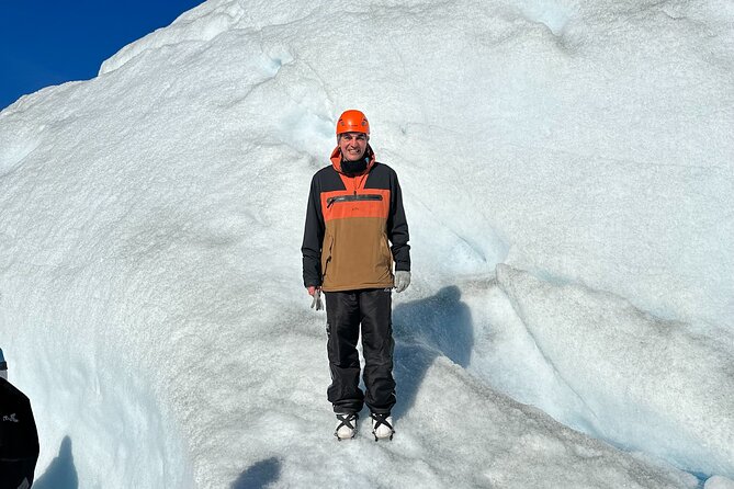 Perito Moreno Full Day Minitrekking with Transfer and Walkways - Crampons, helmets, and the hour on the ice