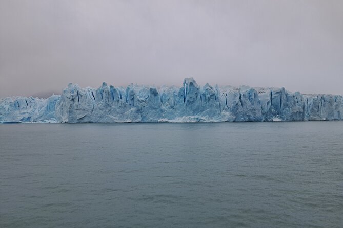 Perito Moreno Glacier - Service that helps on a demanding day