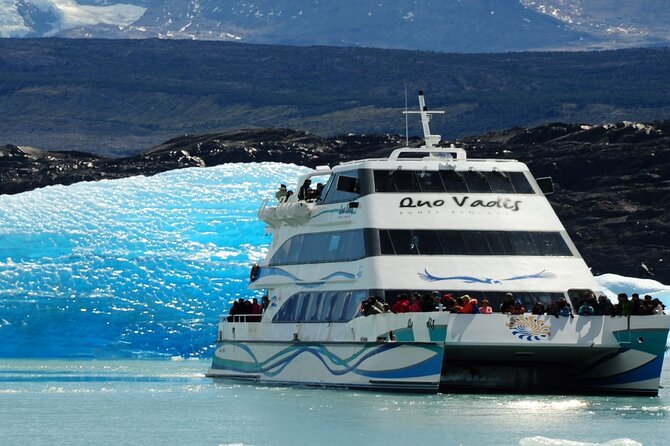 Perito Moreno Glacier Private Tour with Boat Ride - The first glacier view at Curva de los Suspiros