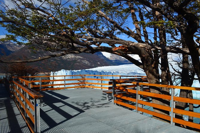Perito Moreno Glacier Private Tour with Boat Ride - Leaving El Calafate at 9:00 am