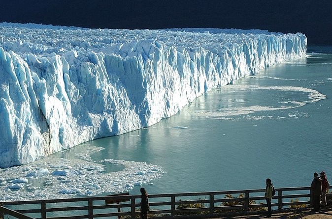 Perito Moreno Glacier with Nautic Safari - What to bring and how to plan the day