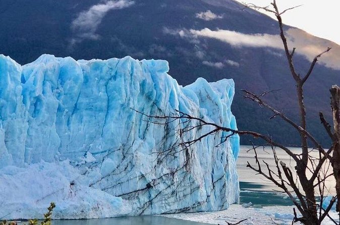 Perito Moreno Private Driver Service From Calafate - Booking timing, weather, and cancellation