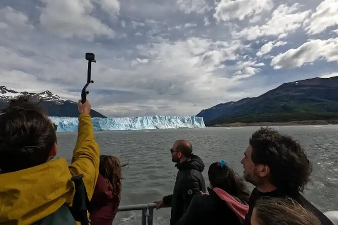 Perito Moreno walkways + Boat Tour (optional) from El Calafate - What the $65 price really covers