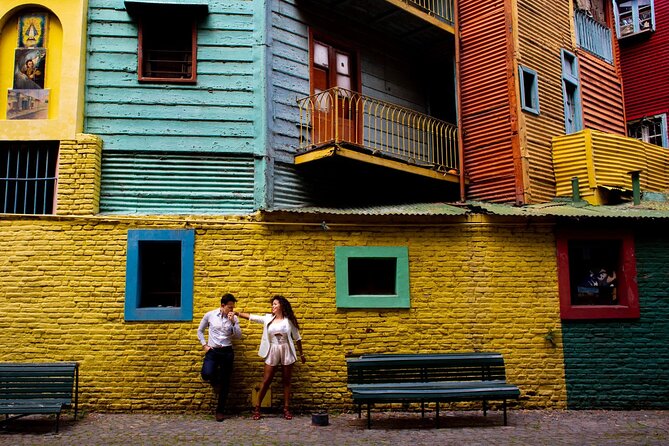Photo Session in Buenos Aires - Who gets the best value from $200?