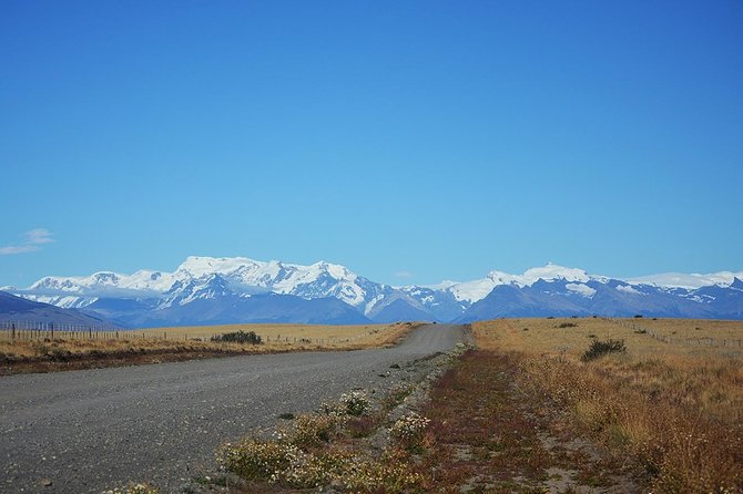 Pioneros Navigation and Trekking - Why this full-day glacier outing is different