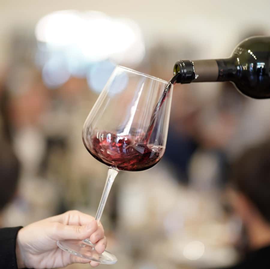 Premium Argentinian Wine and Malbec Tasting & Urban Art Tour - Who will enjoy this experience most?