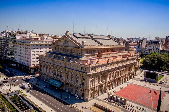 Premium Buenos Aires City Tour + Teatro Colon + El Ateneo - Plaza de Mayo: Argentina’s political heart