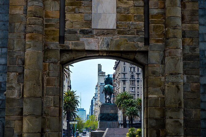 Premium Day Tour To Montevideo From Buenos Aires - Mercado del Puerto and the included Cantina lunch