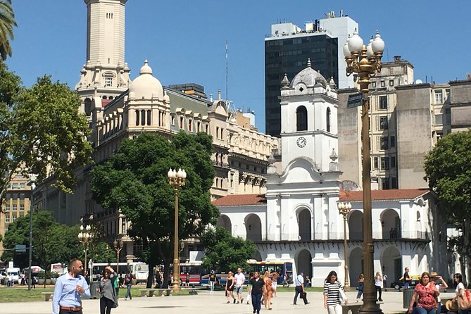 Premium Private City Tour of Buenos Aires - Five minutes with the Floralis Generica
