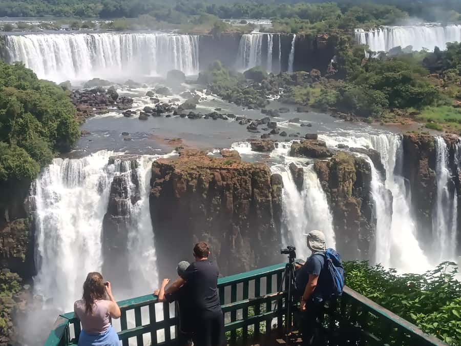 PRIVATE - Argentina Falls and Brazil Falls in 2 days - Day two: Brazils panoramic route and Devils Throat from across the river