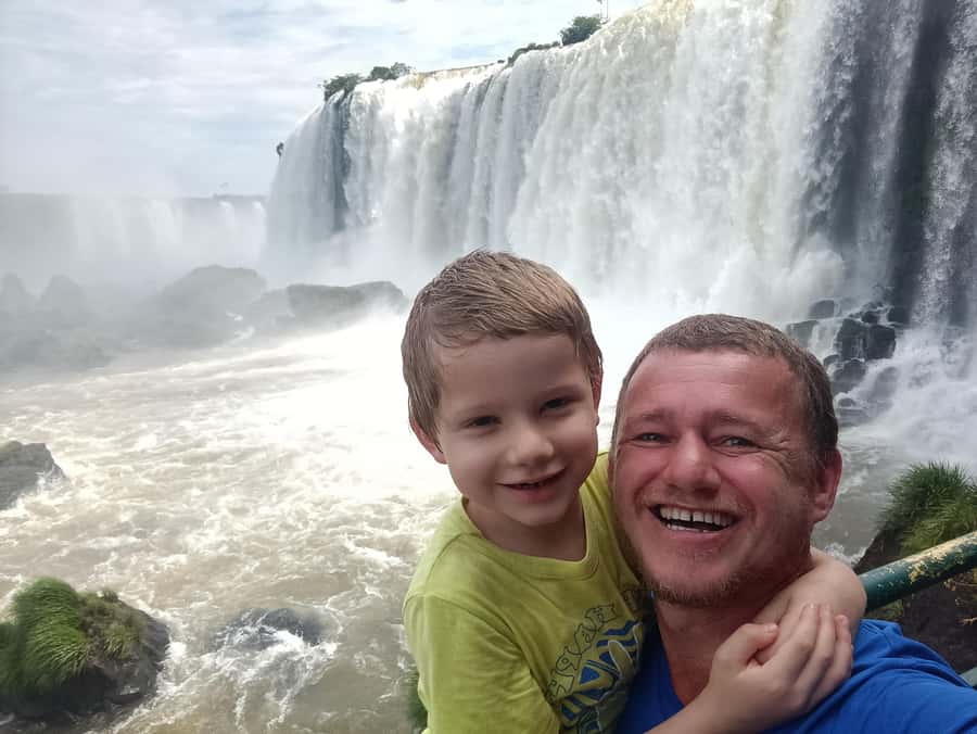 PRIVATE - Argentina Falls and Brazil Falls in 2 days - What the $149 price really covers