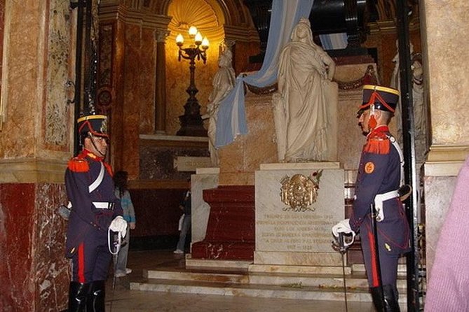 Private City Tour In Buenos Aires - Recoleta: French-style streets and Evita’s tomb
