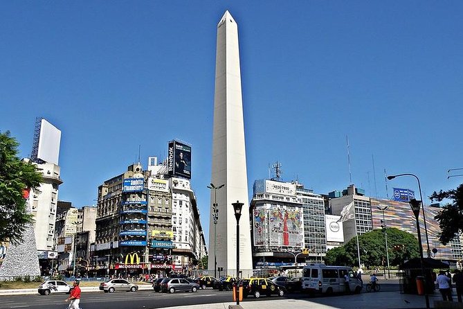 Private City Tour In Buenos Aires With Transfer EZE Airport Cruise Port Or Hotel - Plaza de Mayo and the Downtown Core