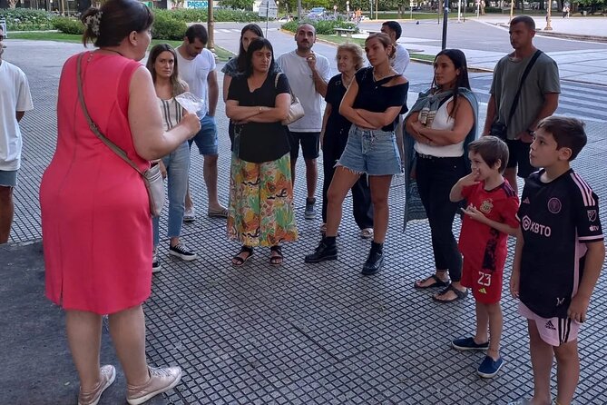Private Classic 4 hour City Tour with Historical sites - Plaza de Mayo: the essential civic stop