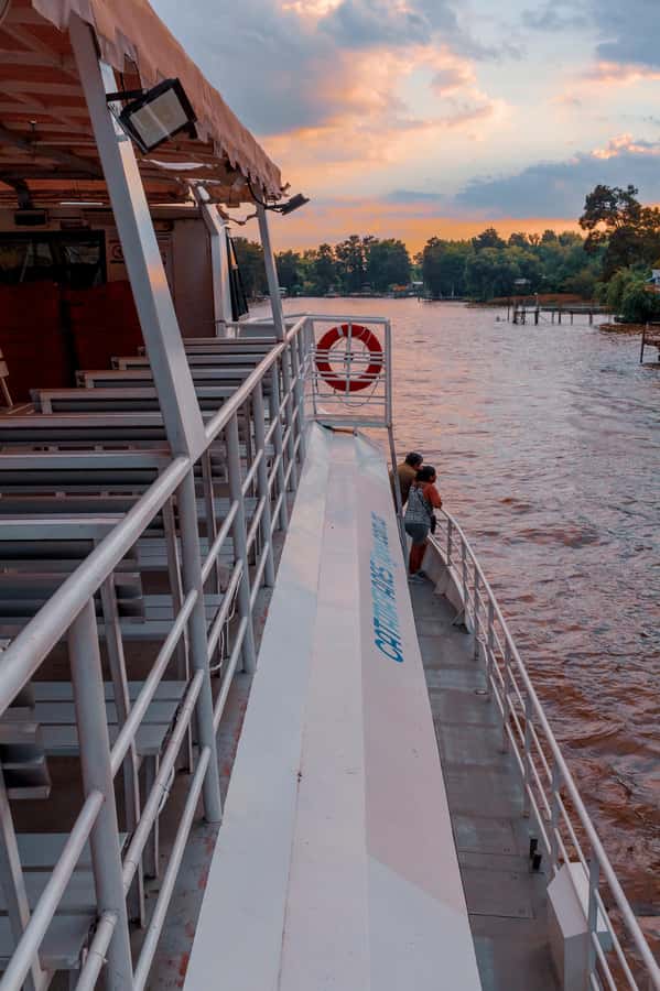 Private Day Trip to Tigre Delta from Buenos Aires - Paseo Victorica and the final riverside look