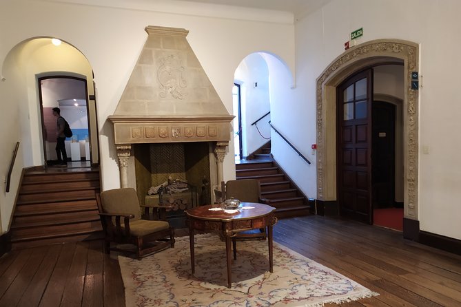 Private Evita and Peronism Historical Tour in Buenos Aires - The Evita Museum: 30 minutes for the central museum visit