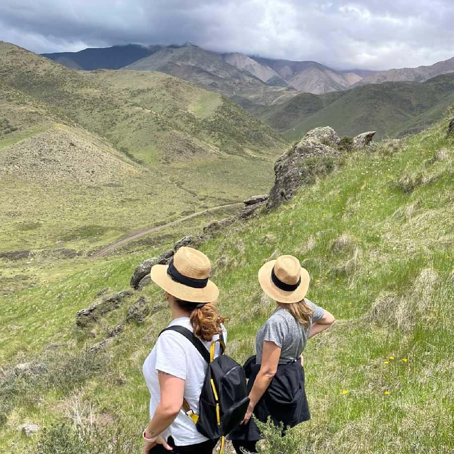Private Experience: Horseback Riding and BBQ in the Mountain - Estancia La Carrera - Key points to know before booking