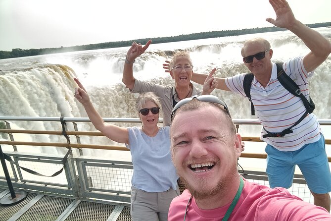 PRIVATE - iguazu falls in 1 day Brazil + Argentina + boat option - Should you add the boat ride?
