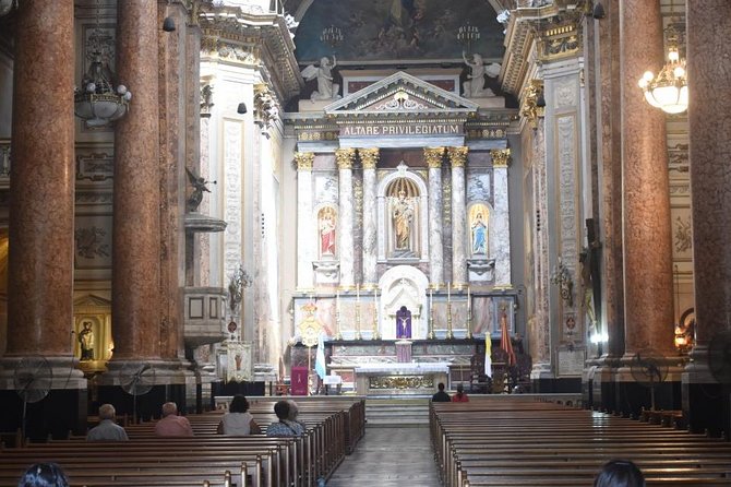 Private Pope Francis Tour in Buenos Aires - Basilica María Auxiliadora y San Carlos, where he was baptized